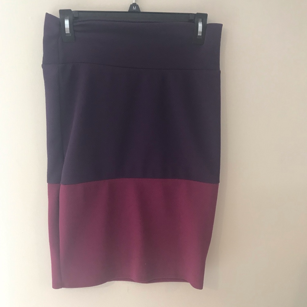Brand new LuLaRoe Cassie skirt!